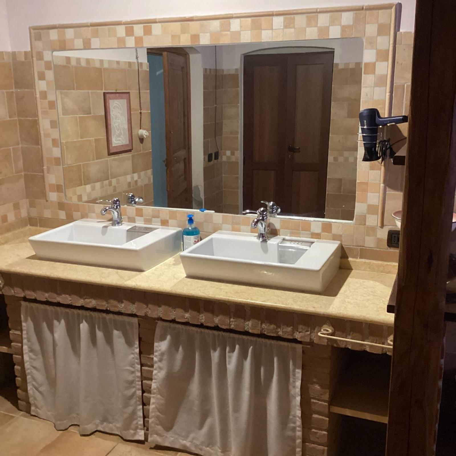 La Vecchia Stalla B&B Нарни Экстерьер фото