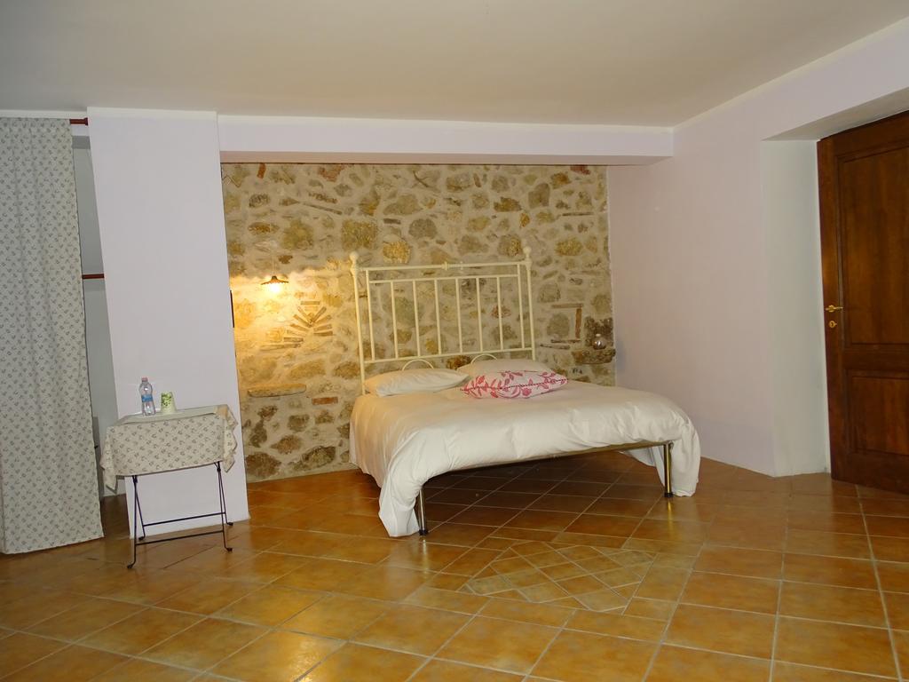 La Vecchia Stalla B&B Нарни Экстерьер фото